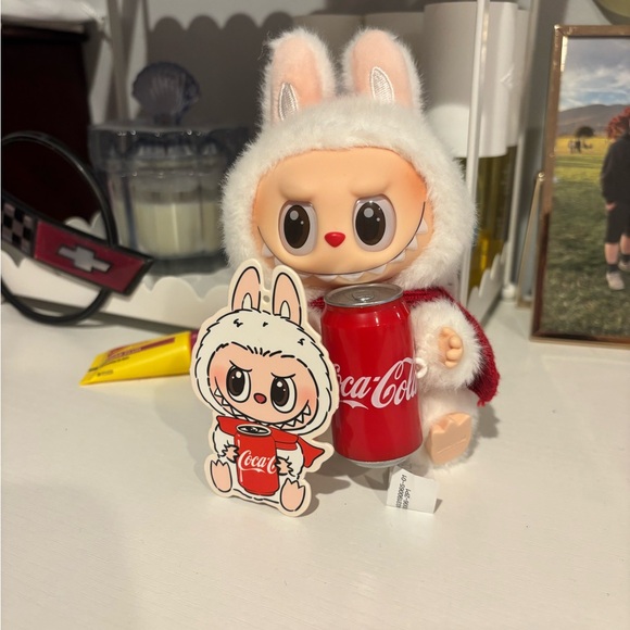 Labubu - Picture 1 of 4